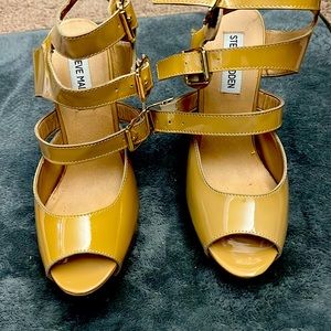 Steve Madden heels 8M